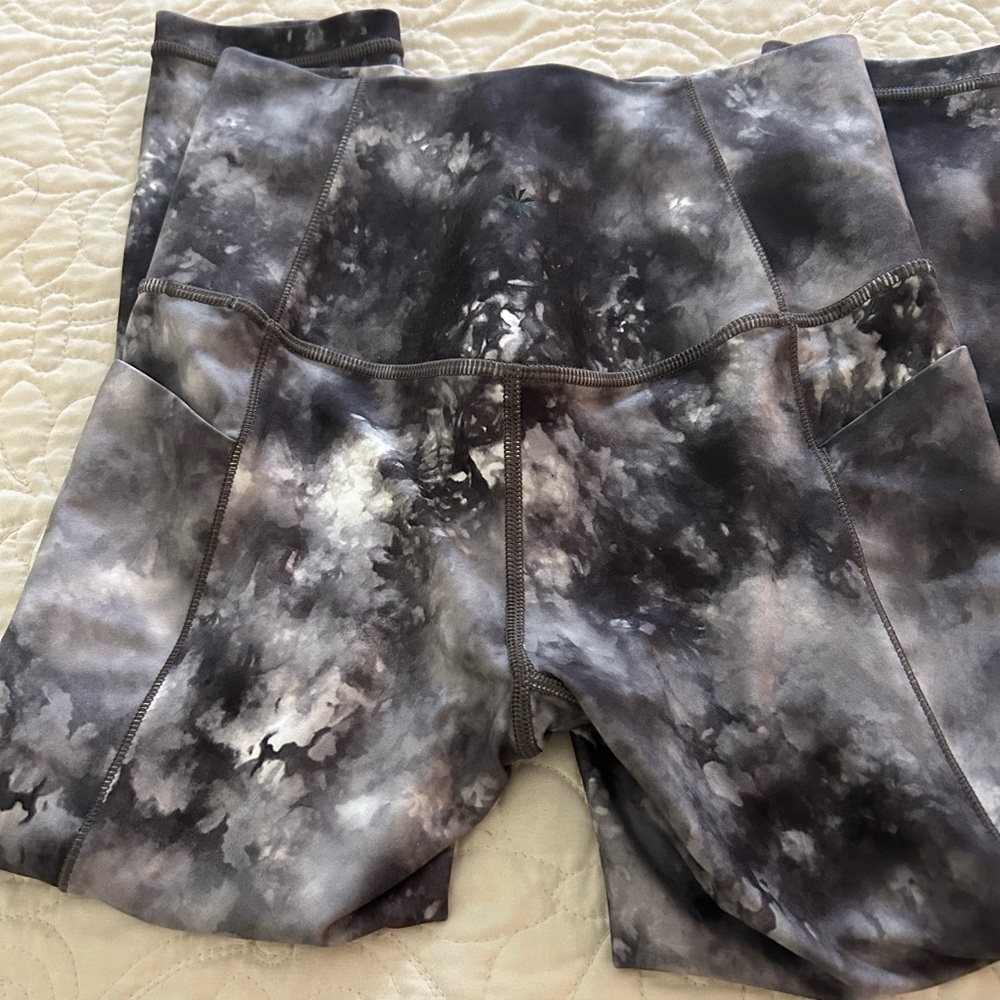 Athleta Women's Leggings - Black and Gray Never worn